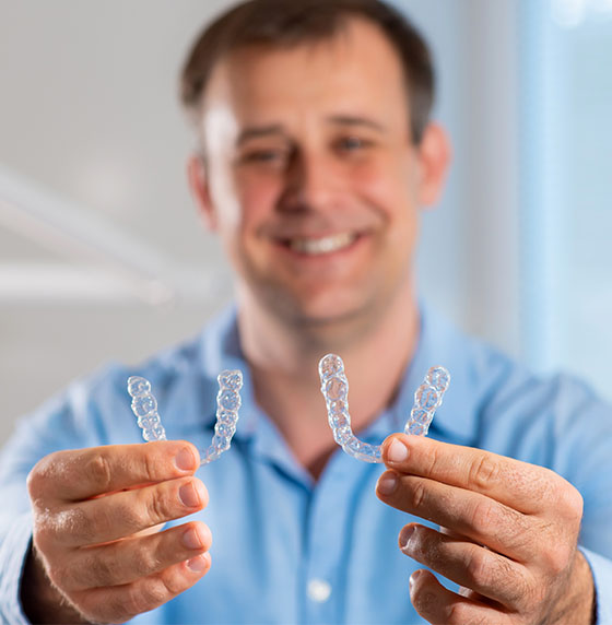 Common Dental Concerns Addressed by Invisalign for Seniors